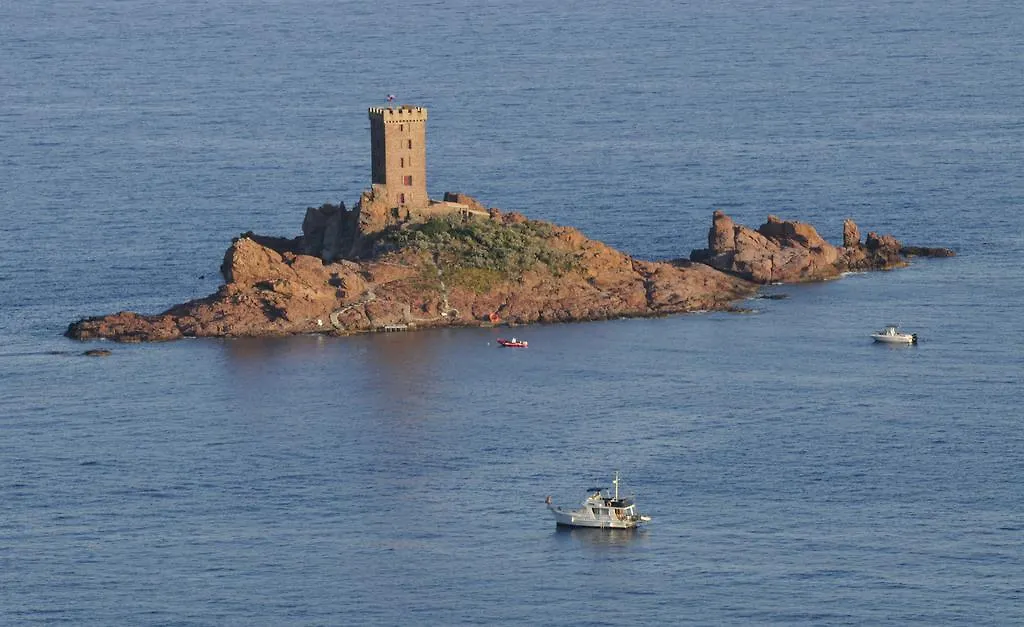 Apartment Cap Esterel Garden Flat Saint-Raphael
